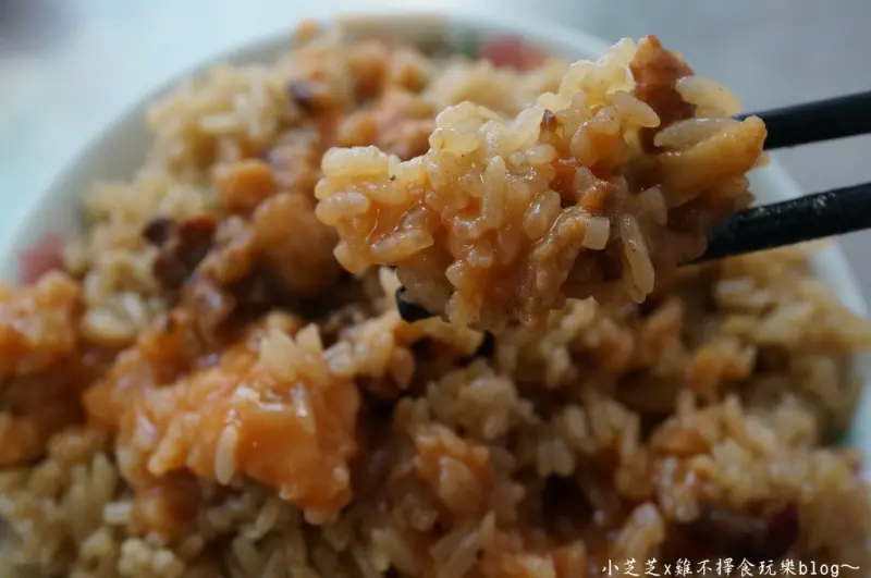 【台北美食】三重阿田油飯 來吃道地早餐囉！粒粒分明 不膩口 50年好味道