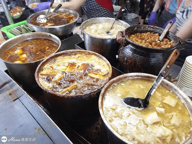 【新北三重】今大魯肉飯 | 內行人才知道的排隊人氣魯肉飯 香菇、竹筍盅湯超好喝必點!
