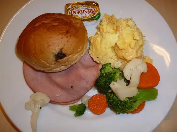 39元早餐和比利時鬆餅--和IKEA新莊店再次早餐約會              