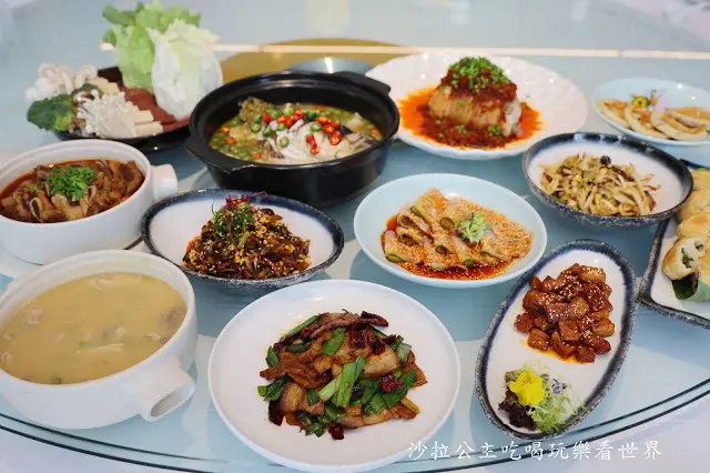 台北美食『國賓大飯店川菜廳』重新開幕/華麗宴會廳/45道全新料裡/捷運中山站