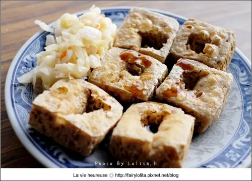 《台中♥食記》林記 花蓮瑞穗臭豆腐。外酥內軟、台中必嚐熱門小吃！