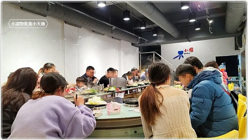 台中石頭火鍋║忠孝夜市內人氣迷你火鍋，營業到凌晨三點，晚餐宵夜好去處！！