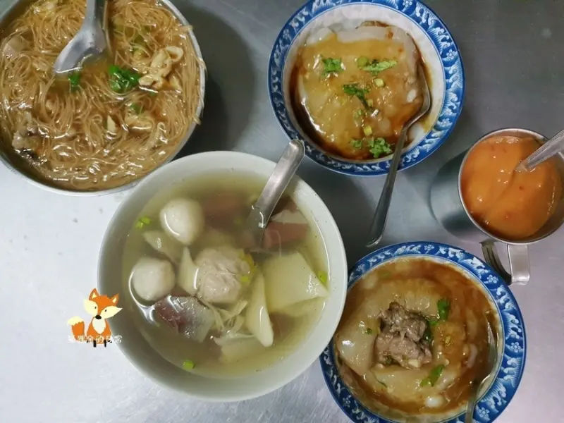 台中南區 │ 南興肉圓 巷仔內的台中老字號小吃 吃的到台中才有的蔴薏湯