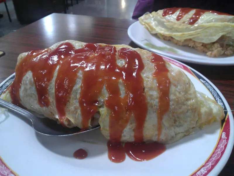 微酥的蛋包口感 ~ 台中南區忠孝夜市