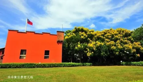【淡水 / 賞花】紅毛城。與 夢幻黃金雨 不期而遇