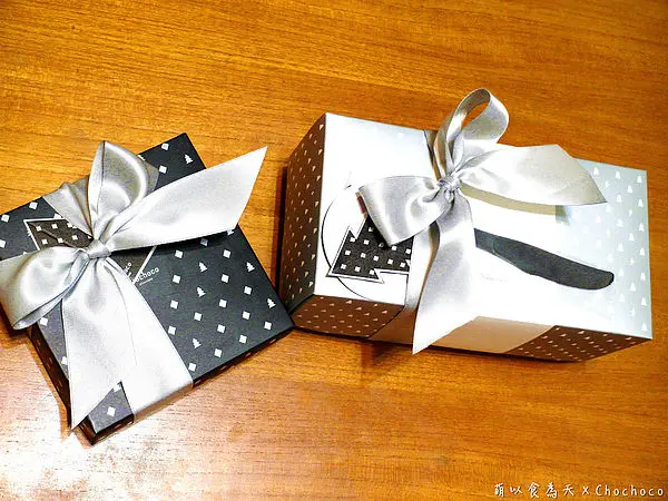 《試吃。Chochoco Chocolate》Chochoco聖誕派對來啦，聖誕最佳送禮選擇！（Chochoco、Chocolate、法式生巧克力蛋糕捲、提拉米蘇巧克力、台中）