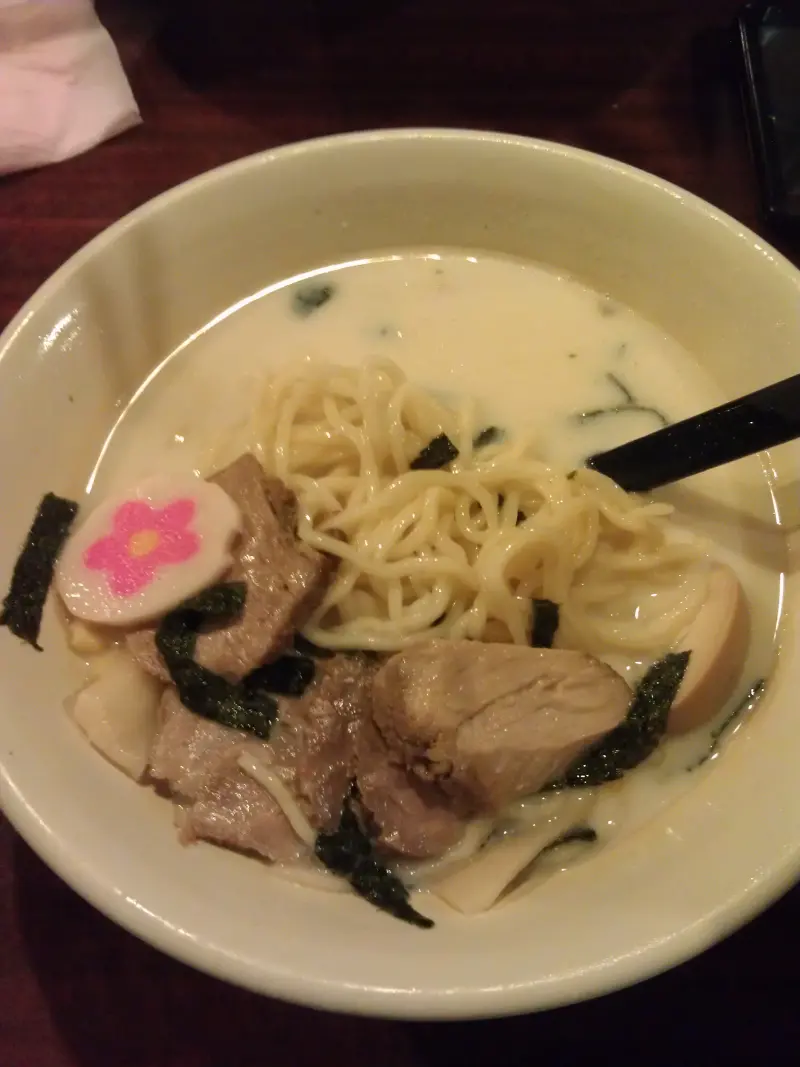 丞食台中-65元也可以吃到肉的九州拉麵
