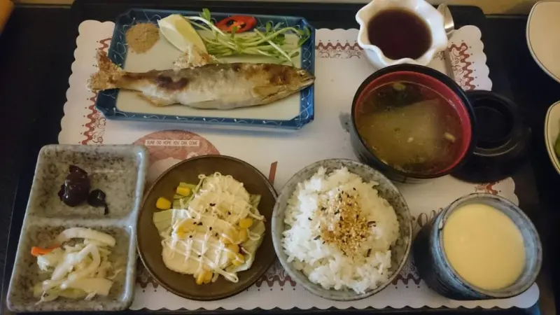 台中北區-錦津澤日式定食 烤魚料理吮指美味!!