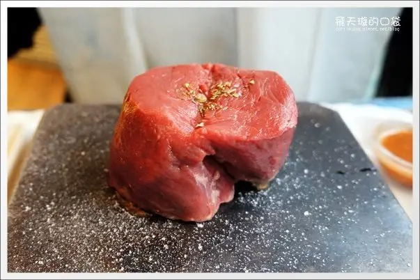 【台中美食】凱恩斯岩燒餐廳@崇德店。體驗400℃的澳洲熱情