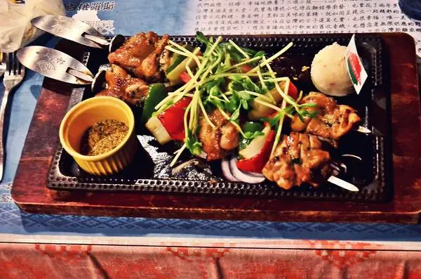 裝潢與料理都非常用心!!值得推薦的一間俄羅斯料理店 -- 廚匠