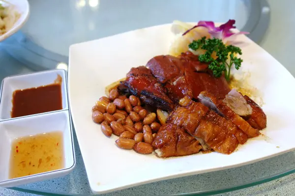 龍莊烤乳豬港台鄉土料理--大坑第一味