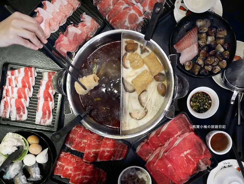 【台中美食】麻辣狀元崇德店，當月壽星打卡享七折優惠，平日見鍋底享八八折優惠！台中麻辣火鍋吃到飽餐廳用餐心得。