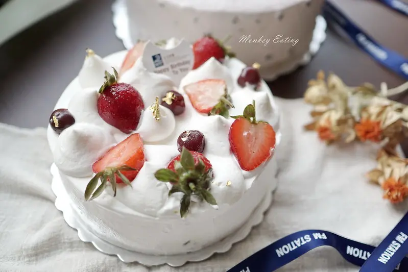 【台中蛋糕推薦】馥漫麵包5月鉅獻母親節蛋糕，超夢幻草莓蛋糕、香濃紅豆芋泥大推！