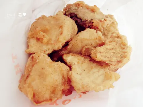 甜Q坊 椒鹽杏鮑菇。台中大坑新社好吃炸杏鮑菇!地瓜薯條!只有週五六日連續假期才營業!東東芋園對面!