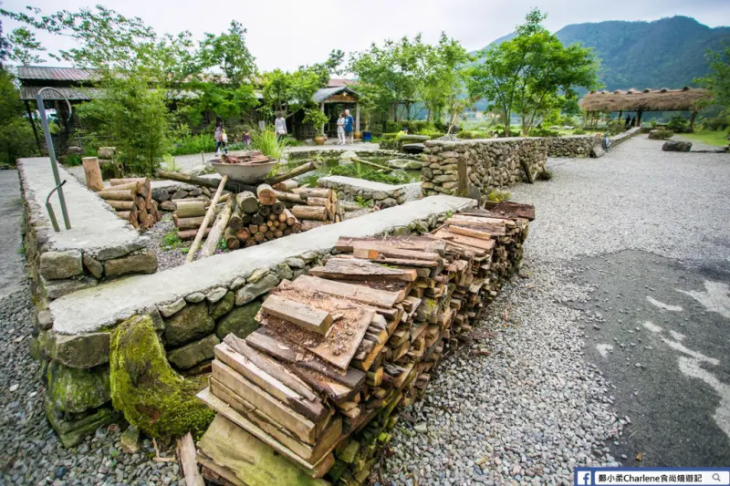 【宜蘭員山】野夫炊煙－豐盛無菜單台式料理！雙連埤畔自然景觀餐廳／近老電影魯冰花－古阿明的家