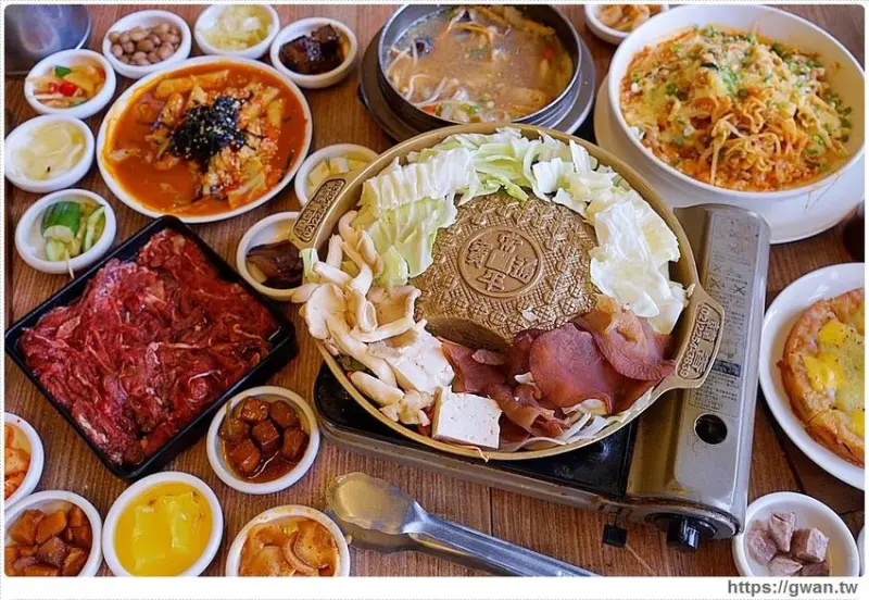 台中銅盤烤肉一份不用250元，麥茶隨意喝、還有50道手作小菜免費吃到飽！