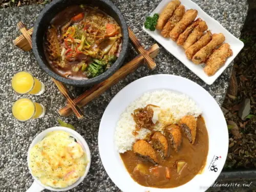 台中美食│Mr.38咖哩界傳奇人物〃夏季最火熱咖哩飯登場！火爆牛三寶咖哩石鍋拌飯／炸牛魔丸咖哩飯／土雞花酒瘋咖哩石鍋燉飯～        
      