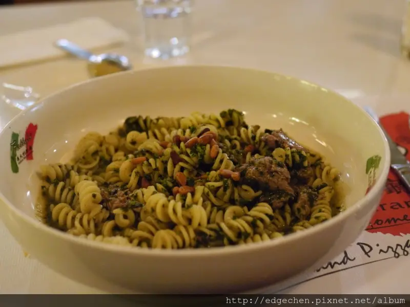 《台中》精明商圈屹立不搖的Fattys 義大利餐館。