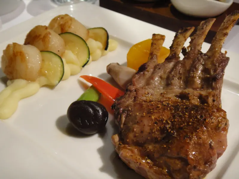 台中｜王品牛排館文心店~服務周到又好吃的藝術套餐