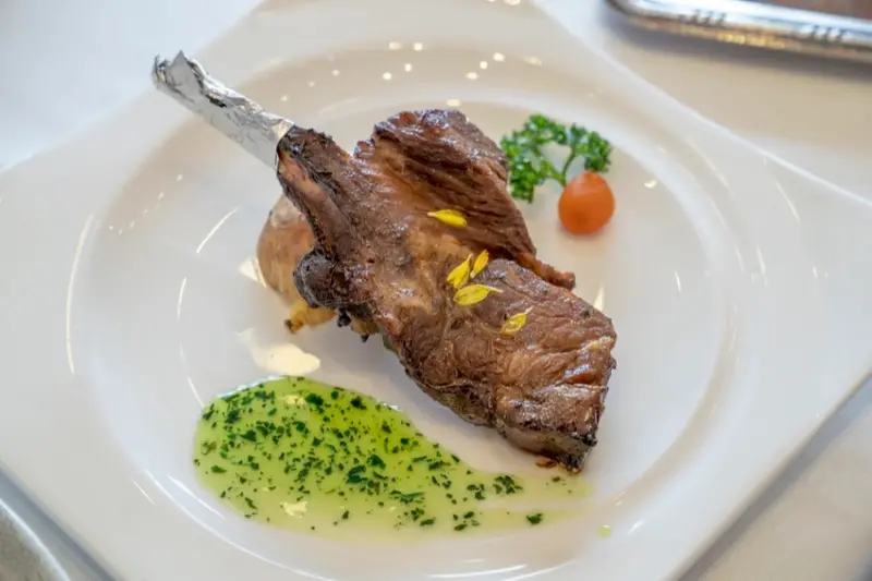 台北海鮮餐廳 頂鮮台北101店｜頂級食材、鮮味爆表，坐擁86樓景色的海鮮饗宴 · 算命的說我很愛吃