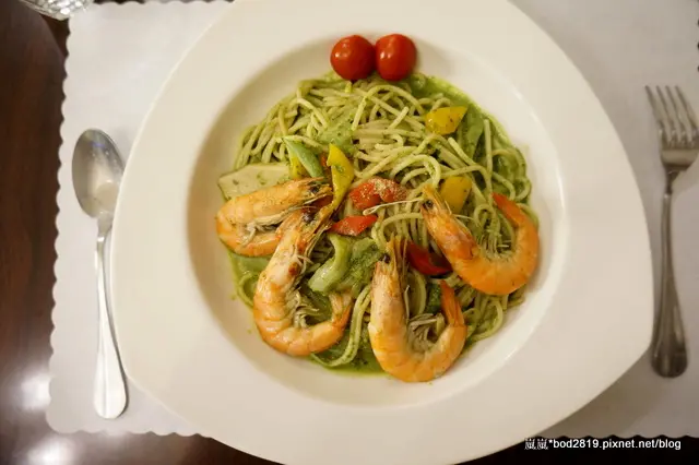 ＜試吃＞【台中逢甲】波納義廚－巷弄間的溫馨餐廳，平價就可以享受到義大利麵套餐喔！