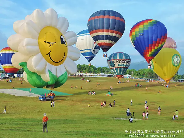 旅遊。台東★2014台灣國際熱氣球嘉年華,早起絕對是值得的!!