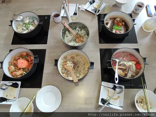 台中．鴨肉嫩甜菜回甘的杭州一品鴨燒@八月江南燒