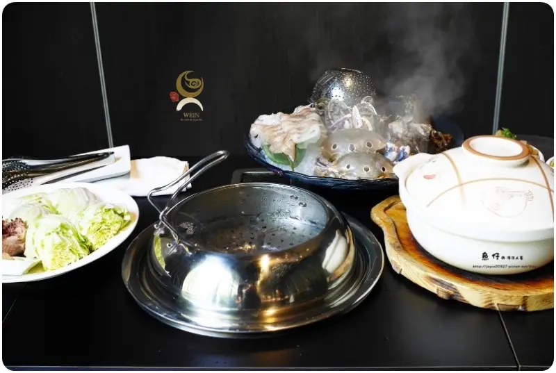 【台中.西屯】歌劇院散步美食之印月創意東方宴。中部第一味藝鴨三吃顛覆視覺和味覺烤鴨宴，桌邊現烹、原味直現、美味不怕胖海鮮饗宴