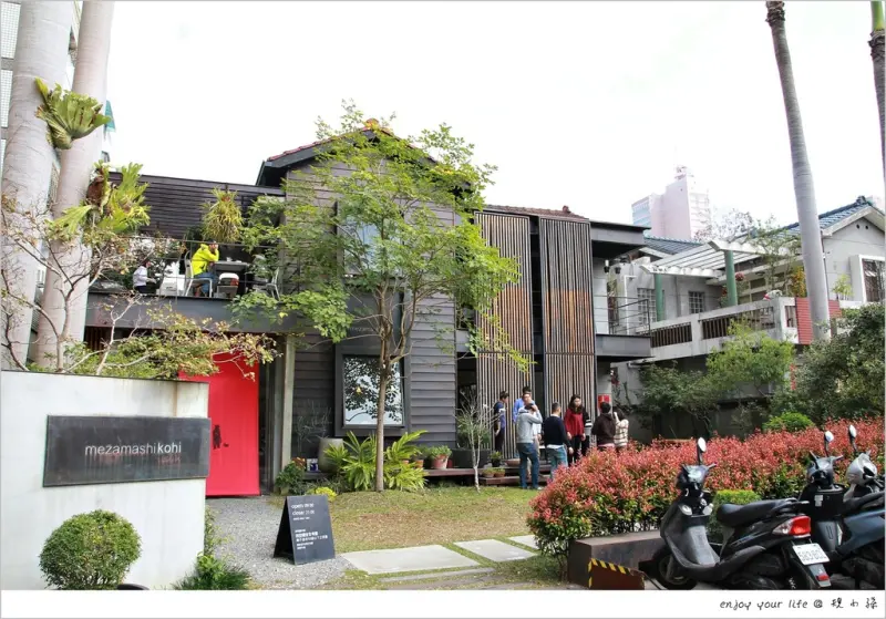 [台中] 早午餐界的名牌，名聲絕對響噹噹！『目覺三號店』開店到現在自己第一次來，又是一次讓人大推的喜歡。