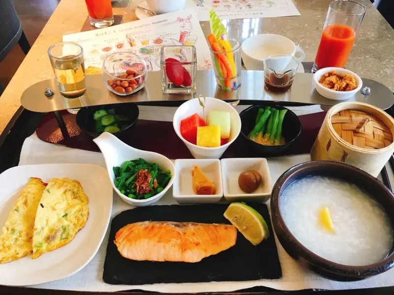 《台北🏨北投》只想一直待在房間泡湯！北投麗禧溫泉酒店住宿＋早餐，週末放鬆身心的絕佳去處（一泊二食、北投一日遊、北投美食、北投溫泉、北投泡湯、北投旅遊、北投住宿、北投飯店）