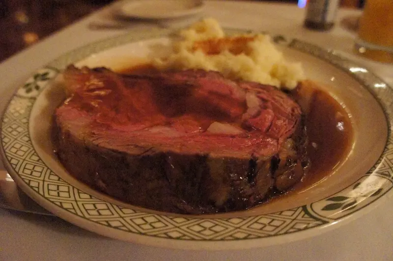 (4)台北信義區。勞瑞斯~假日早午餐+晚餐超威牛肋排介紹