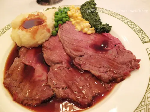 【台北市】信義區。「Lawry’s 勞瑞斯牛排餐廳」經典不敗牛肋排