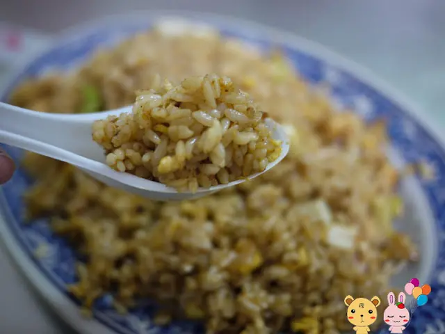 【逢甲夜市】異國風味美食店。拉薩炒飯炒飯