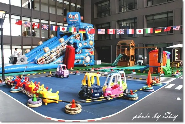 2014全台十大親子飯店第一名~芬朵奇堡*蘭城晶英酒店~暑假親子旅遊首選~機器人溜滑梯 電動小汽車 親子飯店 兒童旅館