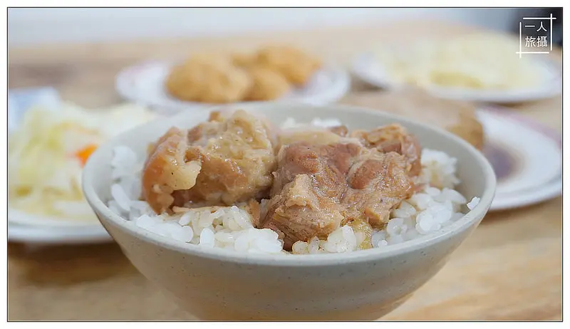 【台北】人聲鼎沸小吃店．台南滷三塊．北投承德路五花肉飯．附菜單營業時間