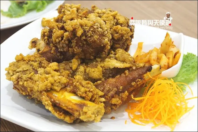 《小姑食記》捷運新北投站美食~蓬萊餐廳必點菜色排骨酥