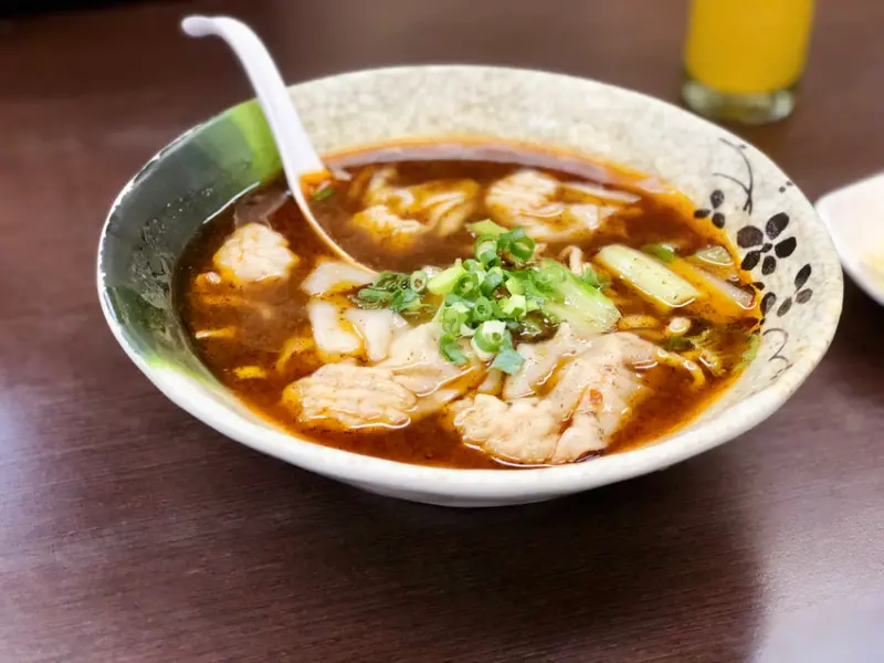 [台北大安] 志明牛肉拉麵消夜場居然也能吃到醇厚有香氣的紅燒牛肉麵 / 東區 / 216巷