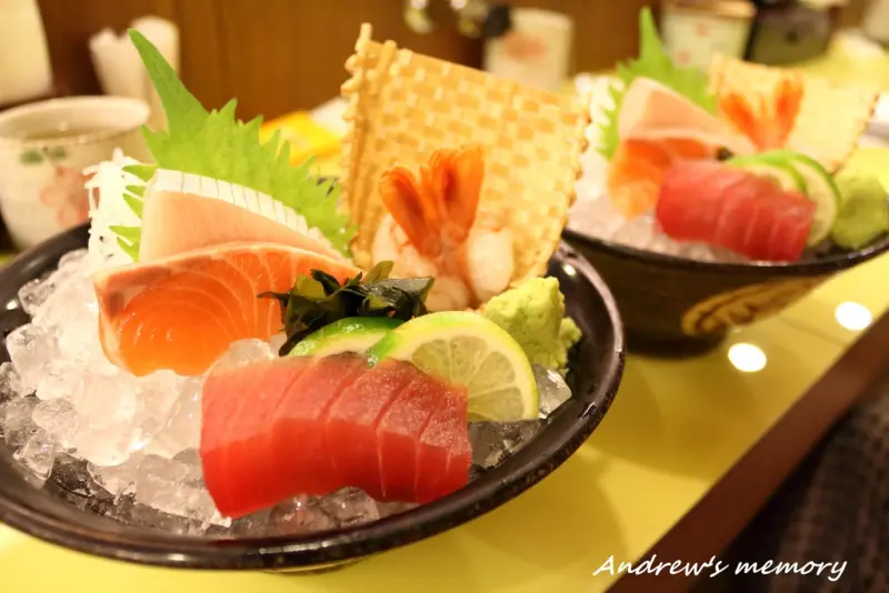 20150501 高樂餐飲:鐵板料理與小高玉迴轉壽司-聞的到牛排香的迴轉壽司，複合式餐飲的衝擊體驗！