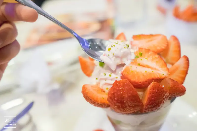 台北│南港園區店【樂雅樂日式家庭餐廳 Royal Host】享受浪漫少女心草莓甜點