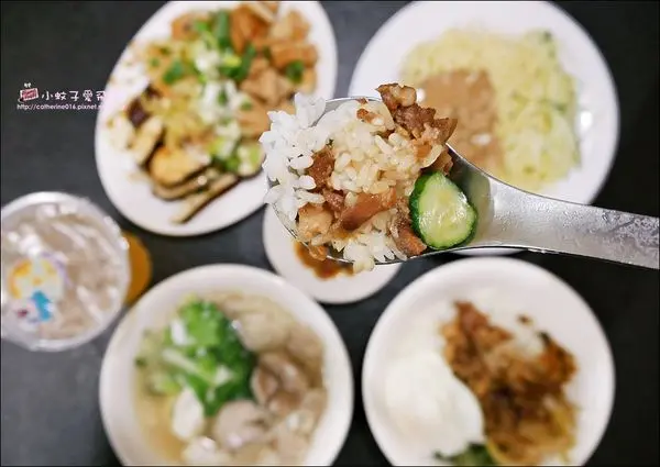 西門町/西門美食推薦西門麵店60年老店好飽足的平民小吃 極脆涼麵、蛋包魯肉飯、餛飩湯