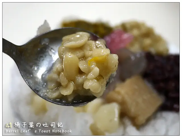【解暑冰品】台北市萬華區│龍都冰菓專業家 (龍都冰菓室) (捷運龍山寺站) (二訪) -- 想吃八寶冰就想到它