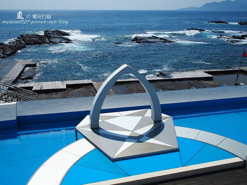 新北貢寮│龍洞四季灣海湯屋與海浪聲共眠 海泳、浮潛享受碧海藍天