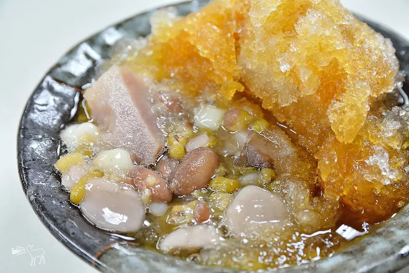 料多好吃的周記傳統芋圓冰與熱甜湯