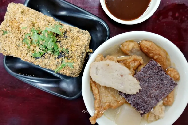 【台北】亞東甜不辣 六十年老店 驚為天人豬血糕必點推薦 萬華美食小吃 - 水晶安蹄 不務正業過生活