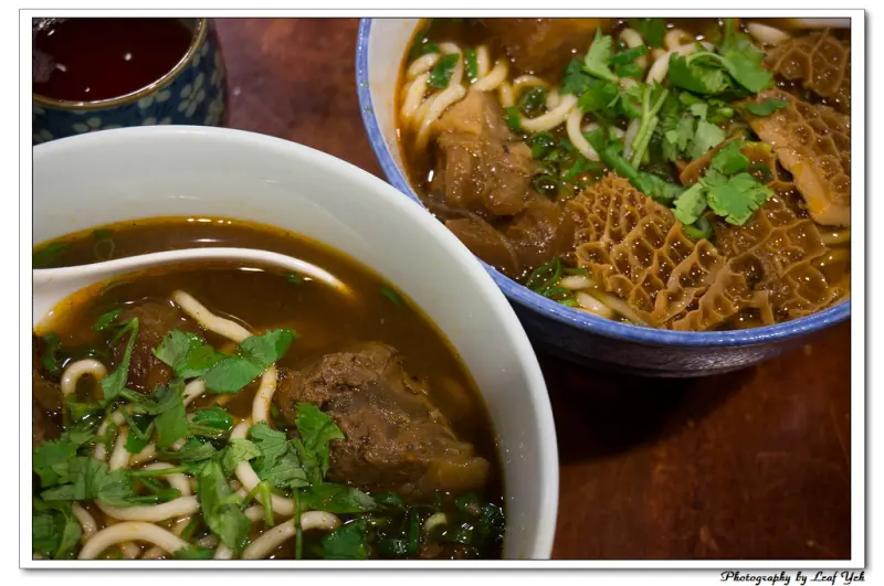 [台北][台]內湖大人氣牛肉麵。牛耳牛肉麵精緻麵館 / 西湖捷運站