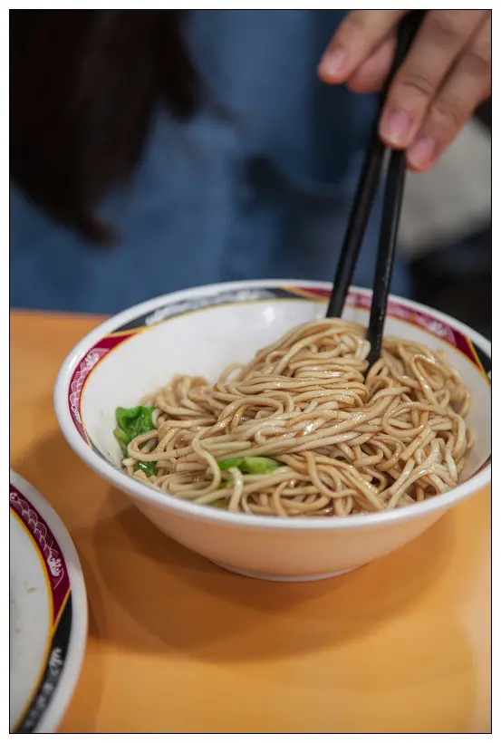 【食記】 台北 內湖737巷大陳記醋麵_飄香巷口25年