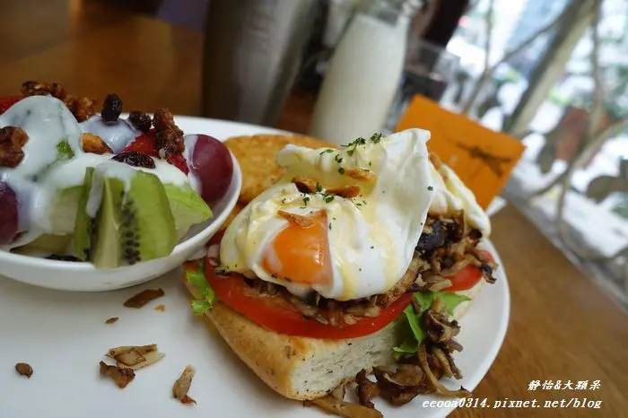 【台北早午餐】貳樓餐廳 Second Floor Cafe 敦南店♥終於吃到超人氣早午餐