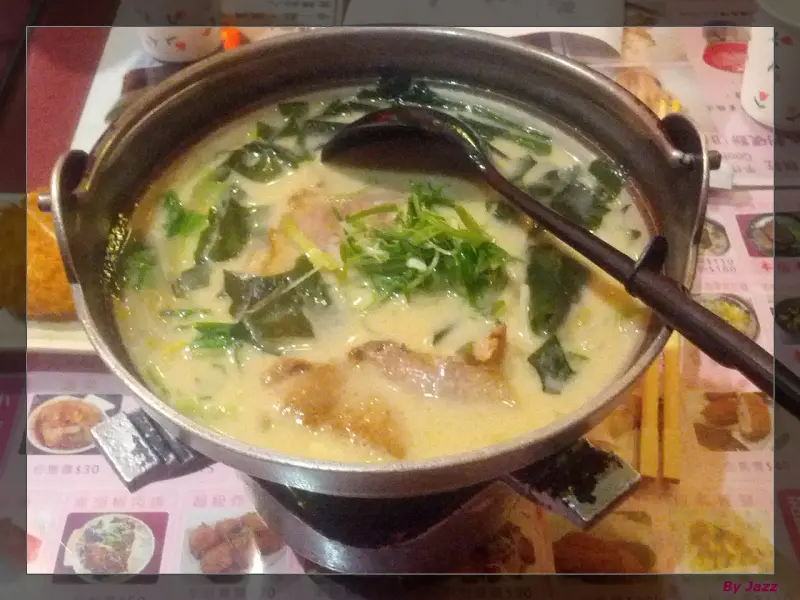 [博多拉麵]濃厚豚骨湯頭的高CP值拉麵店~~~