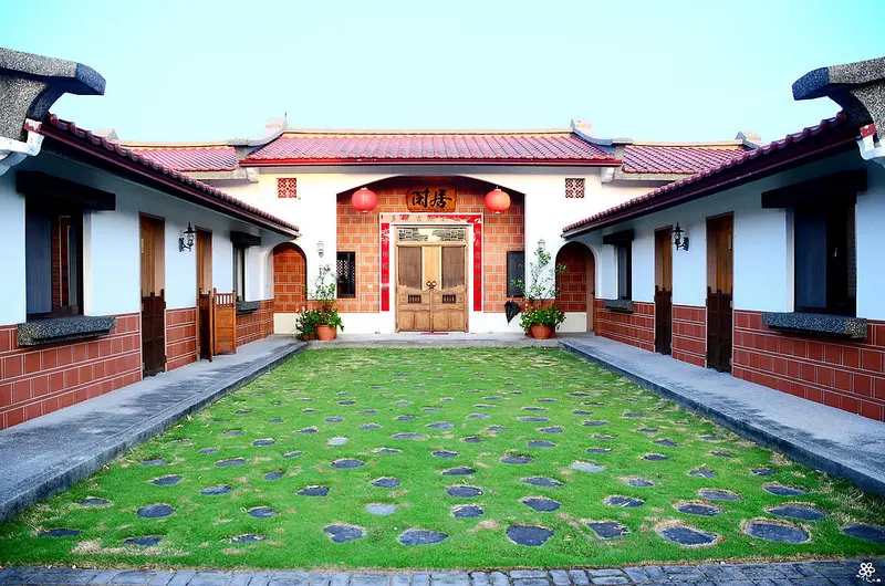 【住宿。豚】閑居民宿，宜蘭仿古三合院建築，散發濃濃台灣鄉村風。