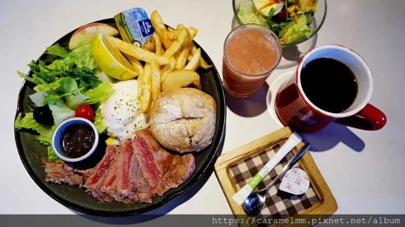 【台北內湖】象園咖啡Elephant garden 親子餐廳 寵物友善餐廳 內湖早午餐 義式料理 小象鬆餅 多人聚餐推薦 附設停車場 碧湖公園旁